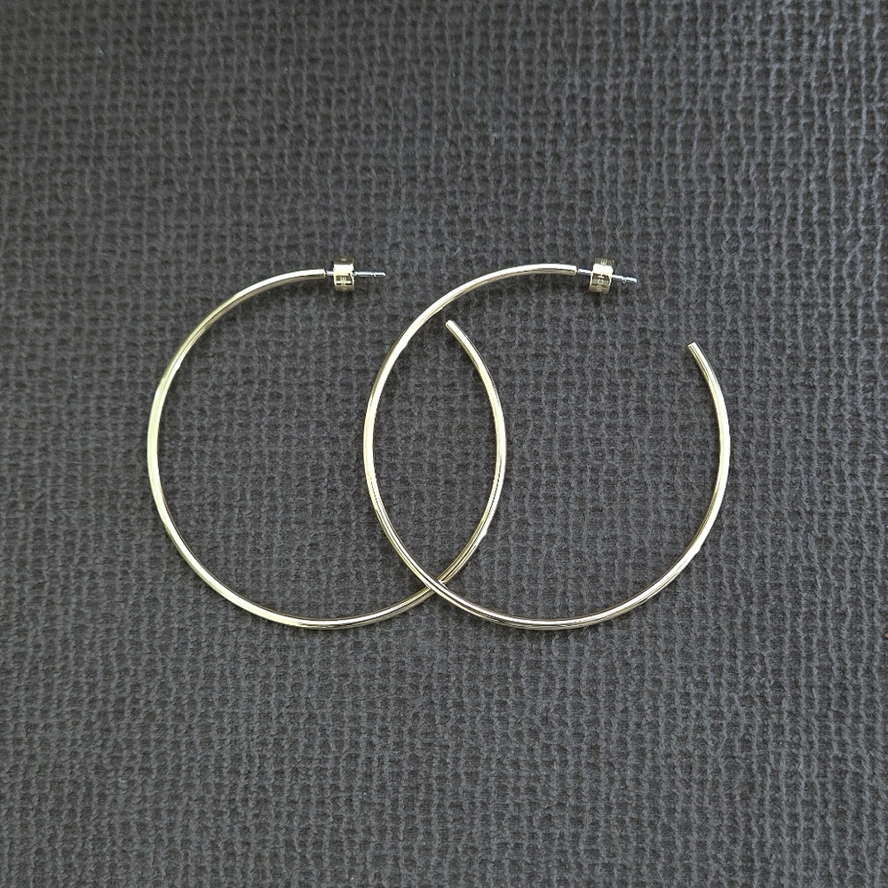 Michael Kors Gold💛 "Cityscape"🏙 Large Hoop Earrings - Picture 2 of 14